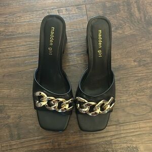 Madden Girl, Gretchen, square toe heel NWOT